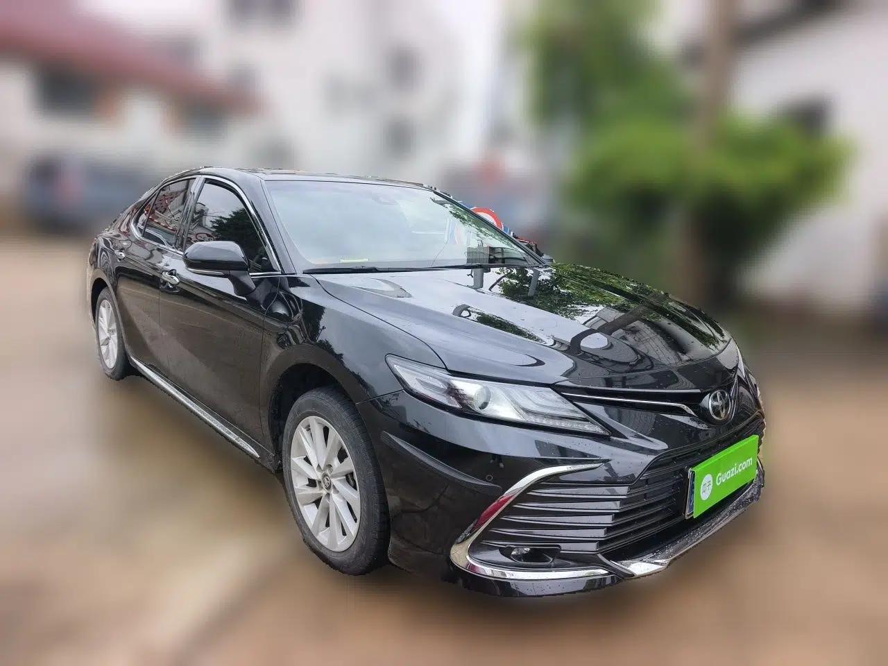 Toyota Camry 2023 2.0G Luxury Edition — миниатюра 3