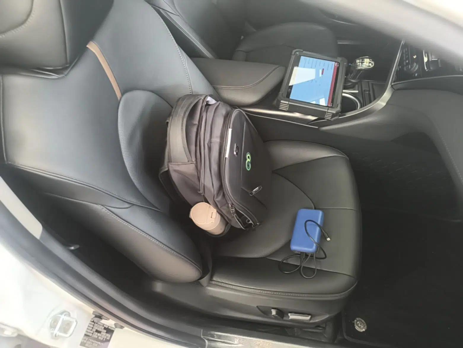 Toyota Camry 2021 Dual-Motor 2.5HG Luxury Edition — миниатюра 23