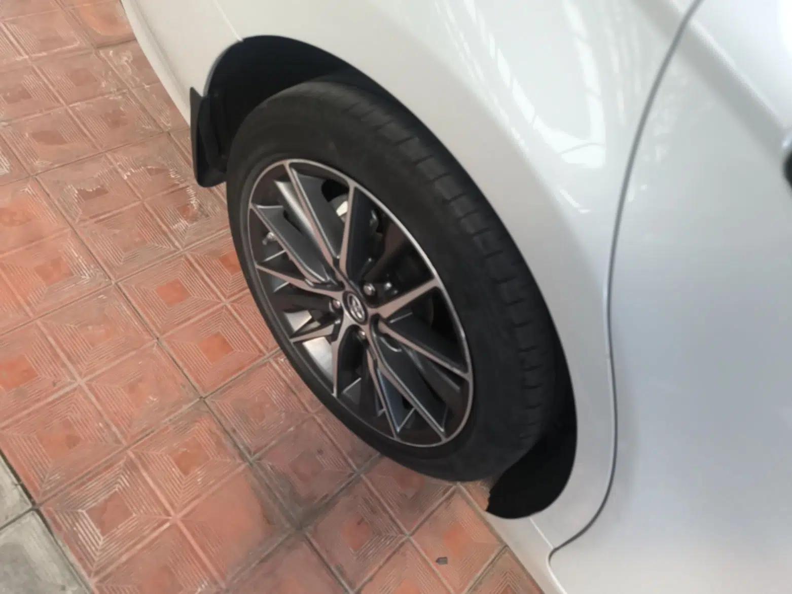 Toyota Camry 2021 Dual-Motor 2.5HG Luxury Edition — миниатюра 10