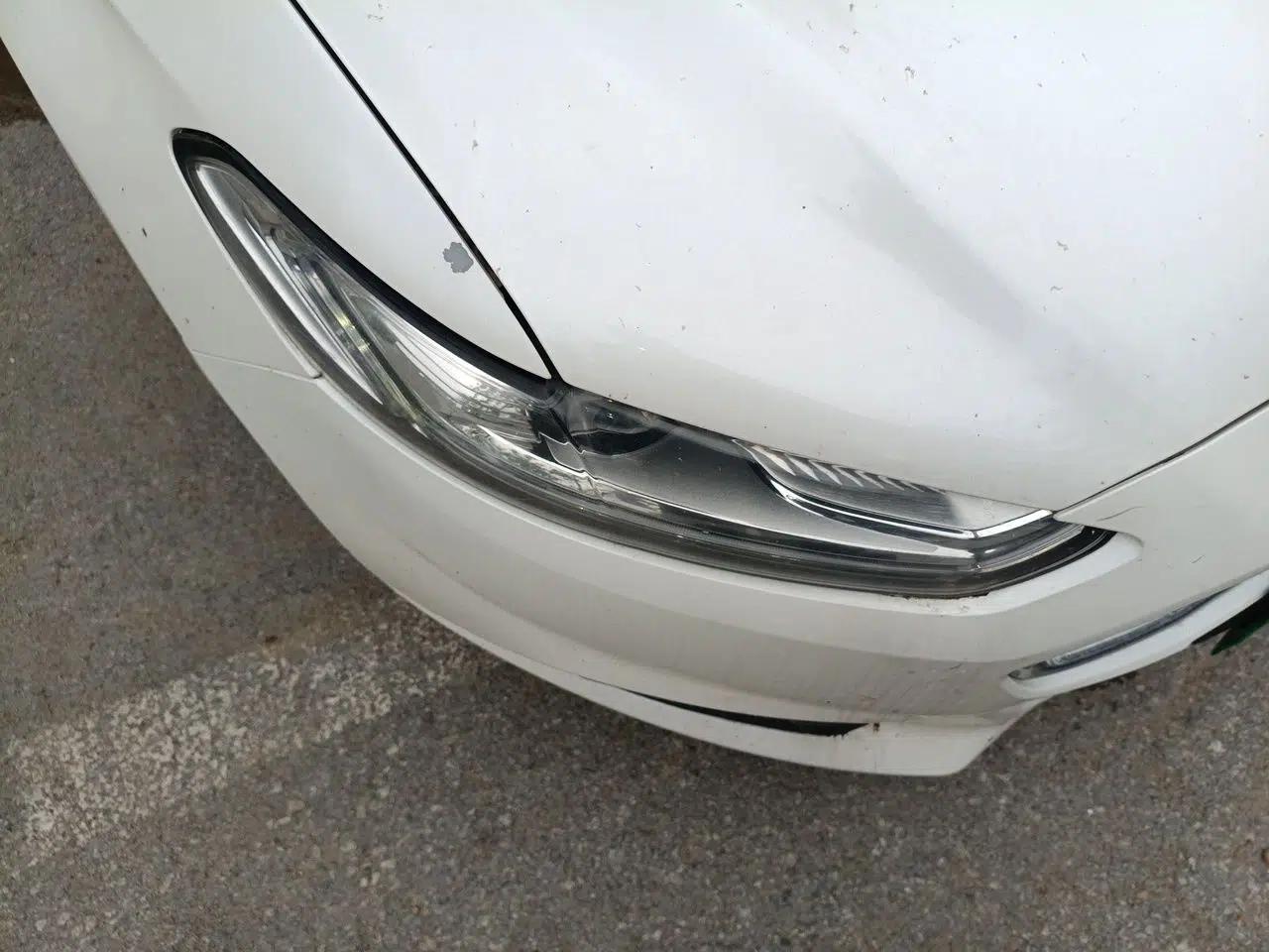 Ford Mondeo 2013 2.0L GTDi 200 Luxury Model — миниатюра 7