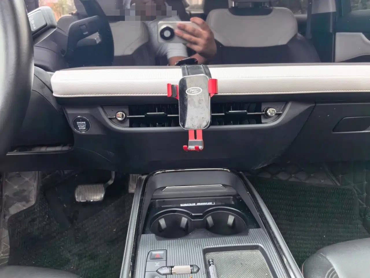Ford Mondeo 2022 EcoBoost 245 Luxury Model — миниатюра 14