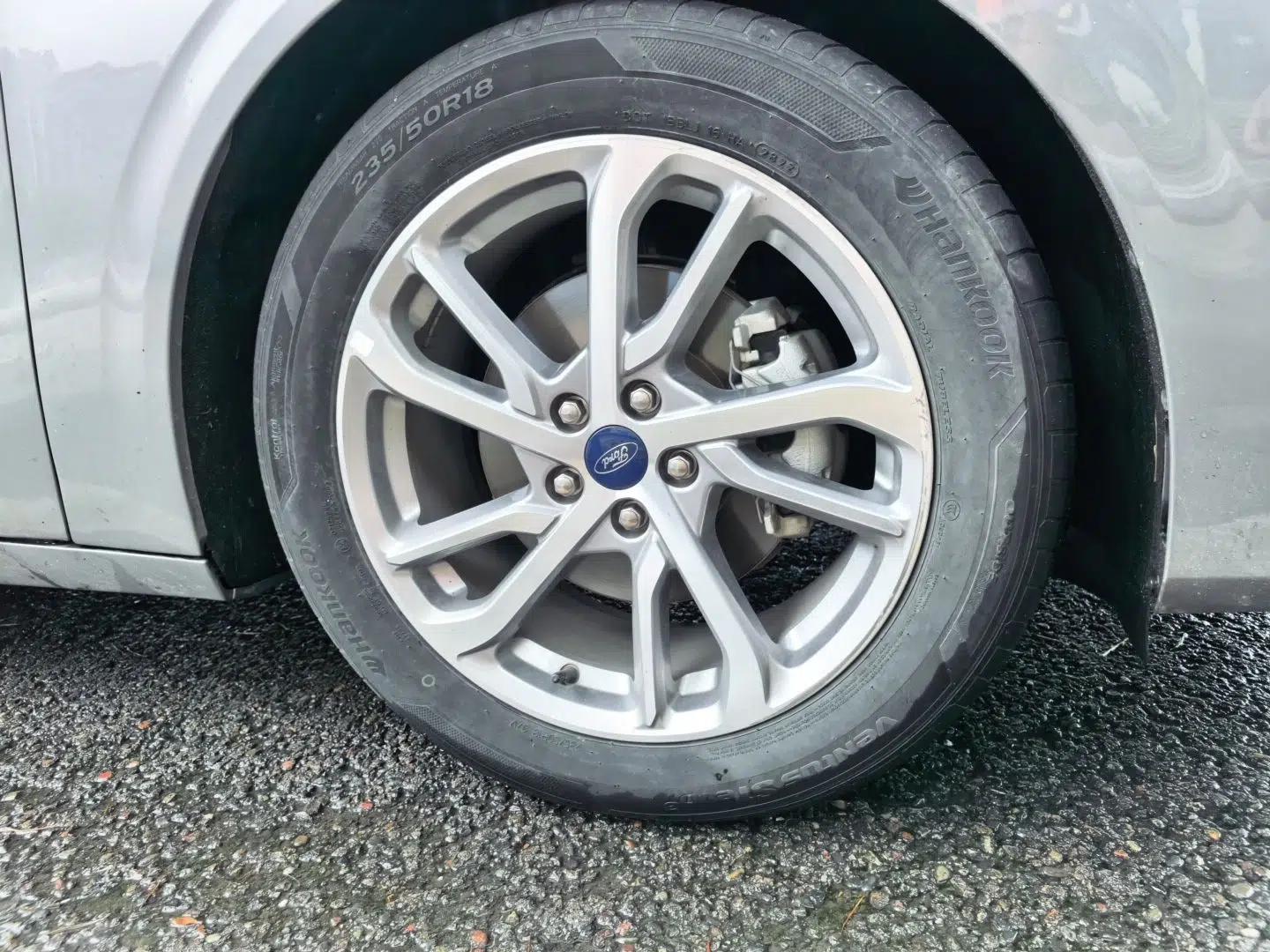 Ford Mondeo 2022 EcoBoost 245 Luxury Model — миниатюра 8