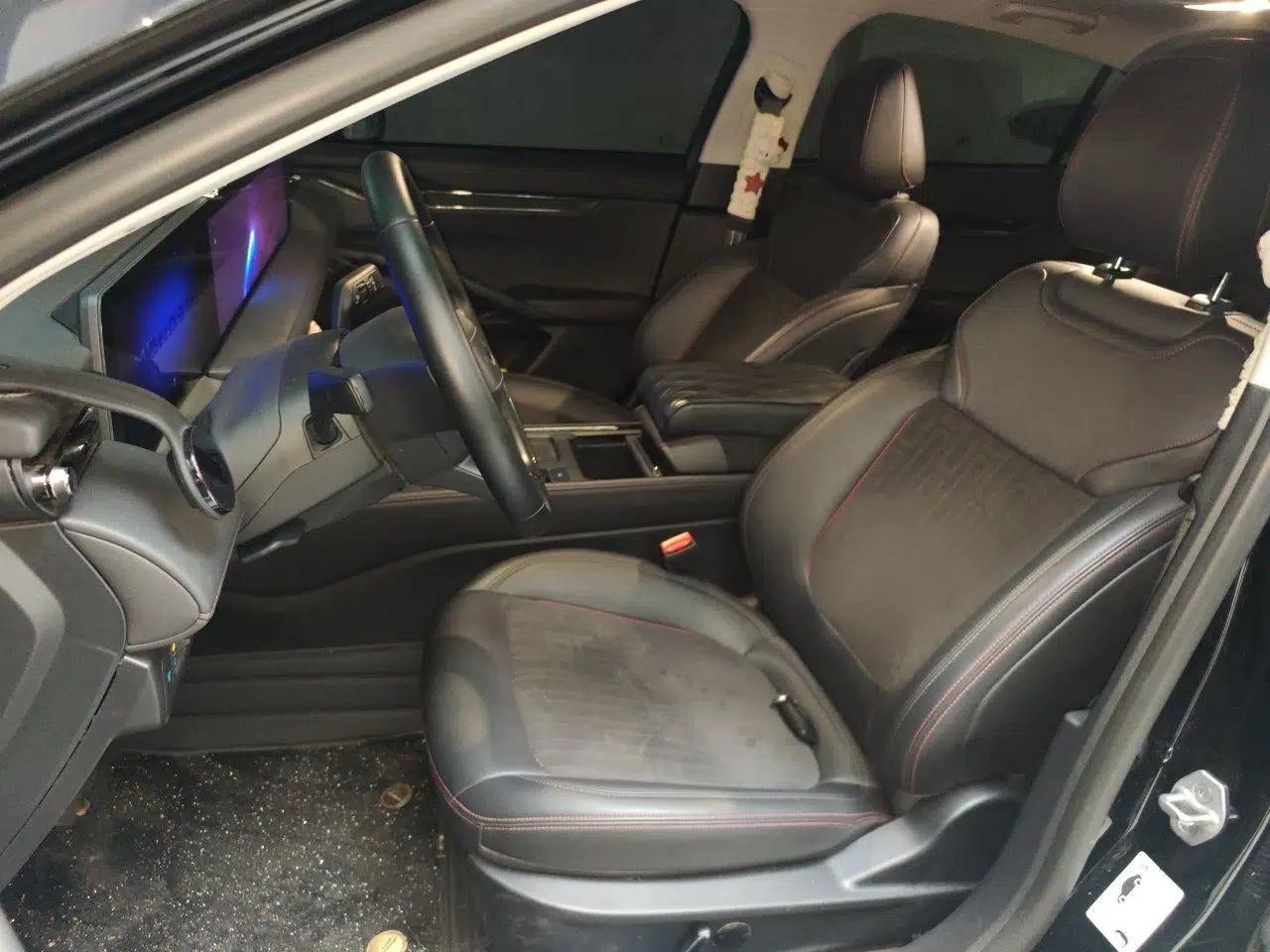 Ford Mondeo 2023 EcoBoost 245 Luxury Model — миниатюра 16