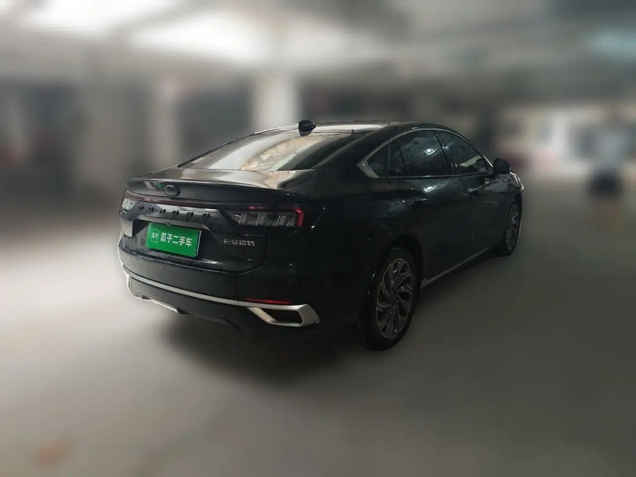 Ford Mondeo 2023 EcoBoost 245 Luxury Model — миниатюра 6