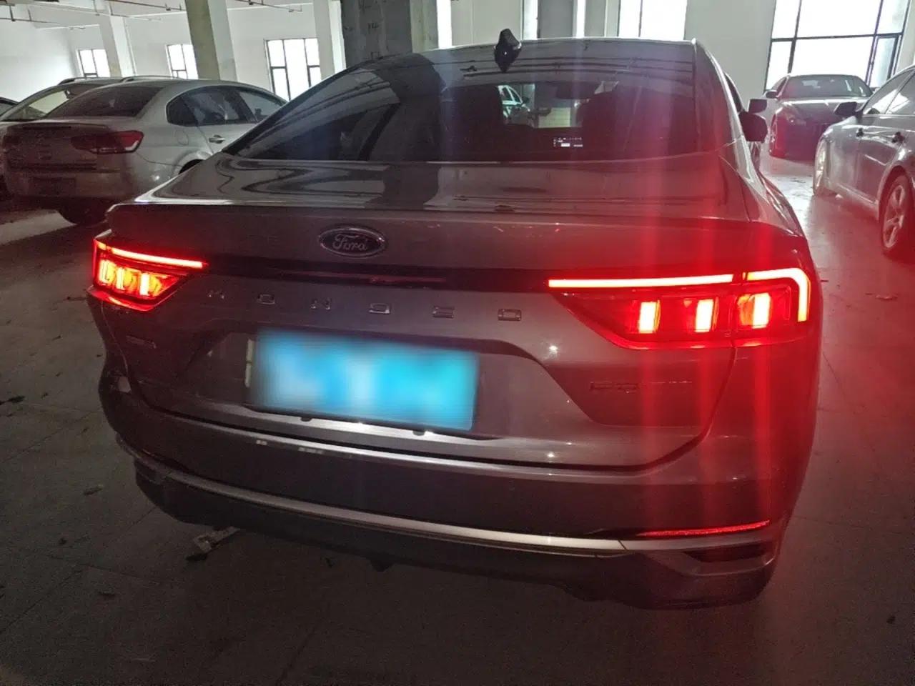 Ford Mondeo 2022 Restyled EcoBoost 245 Luxury Version — миниатюра 5