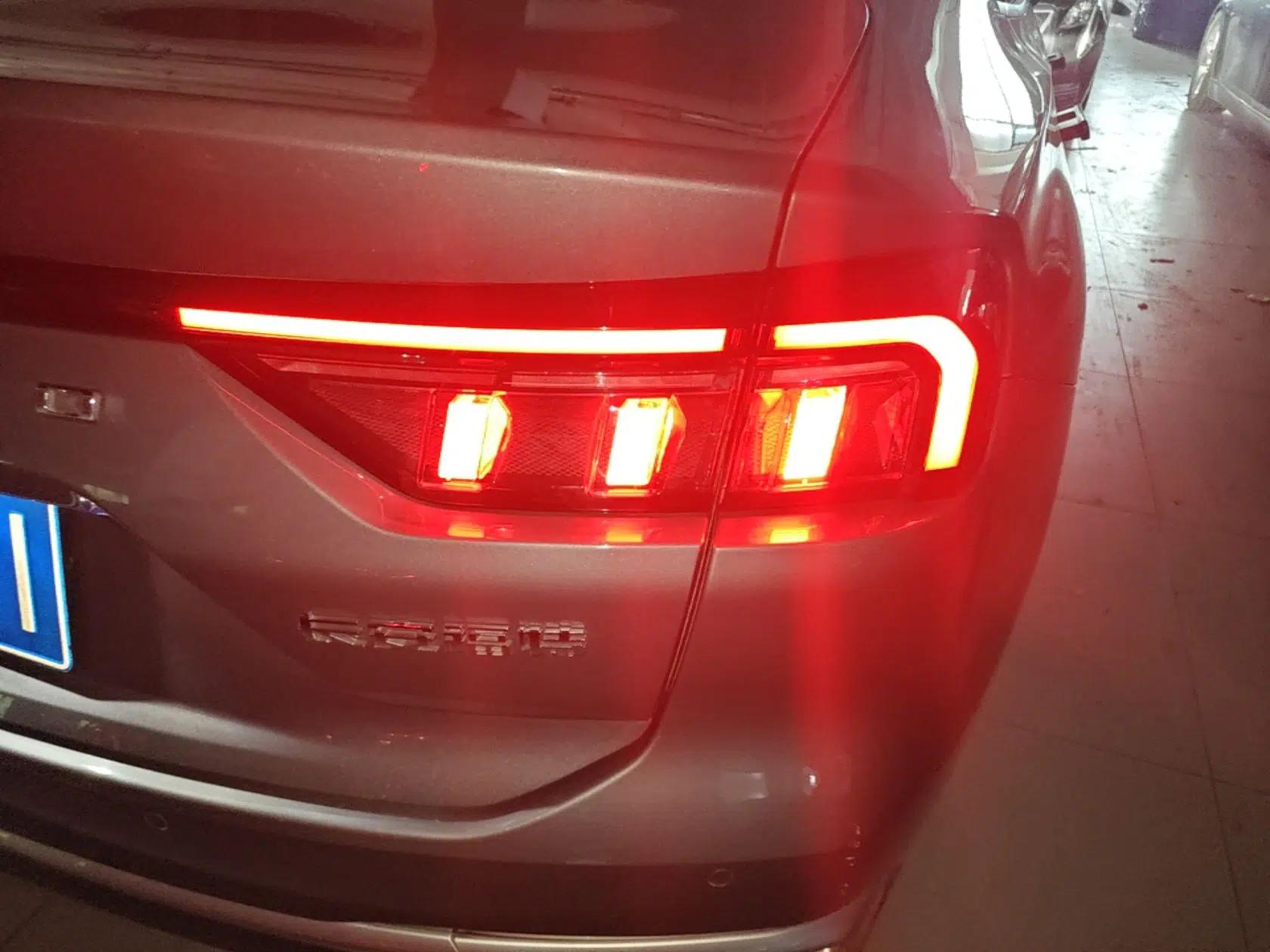 Ford Mondeo 2022 Restyled EcoBoost 245 Luxury Version — миниатюра 7