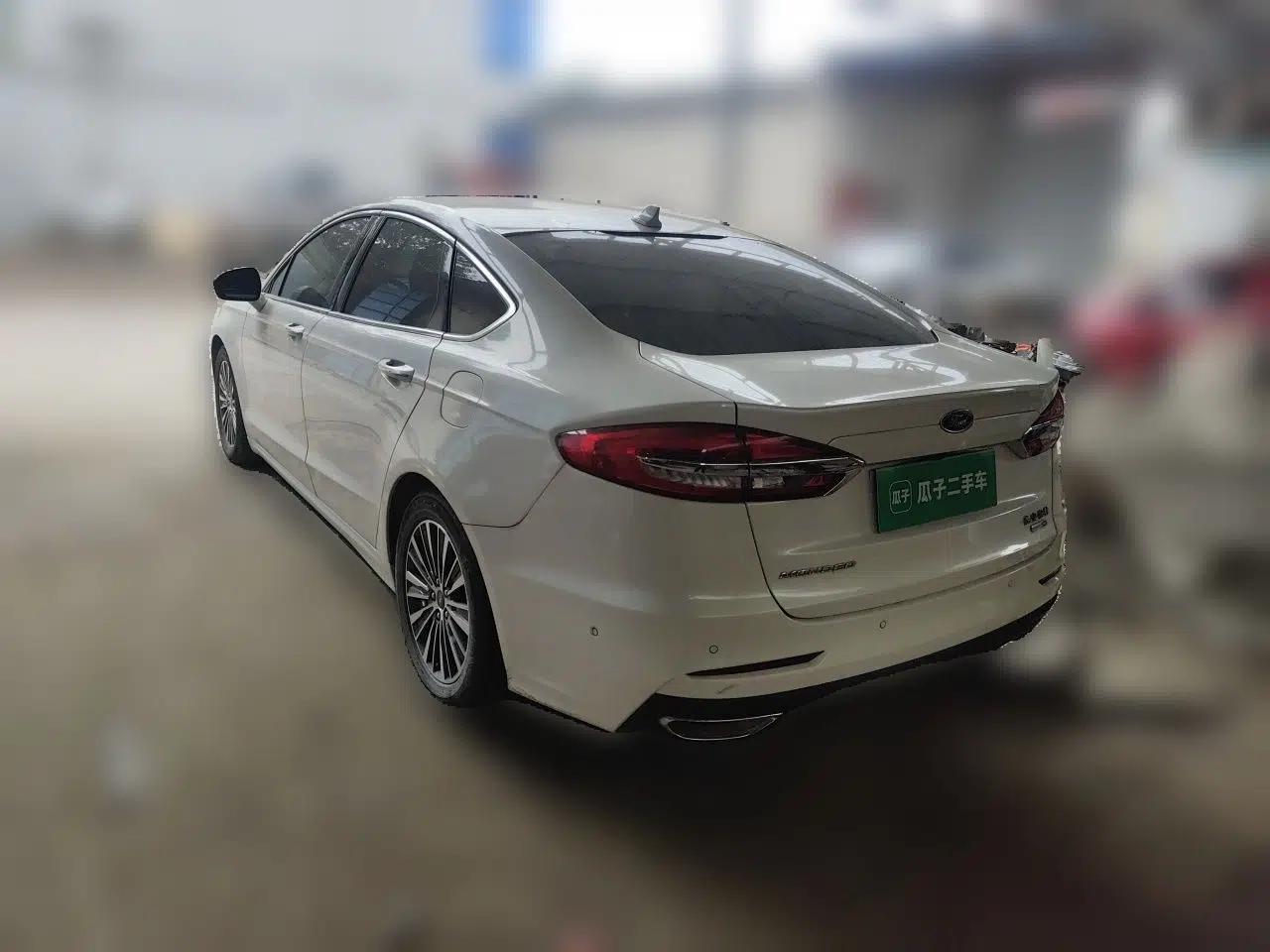 Ford Mondeo 2020 EcoBoost 200 Luxury Model — миниатюра 4
