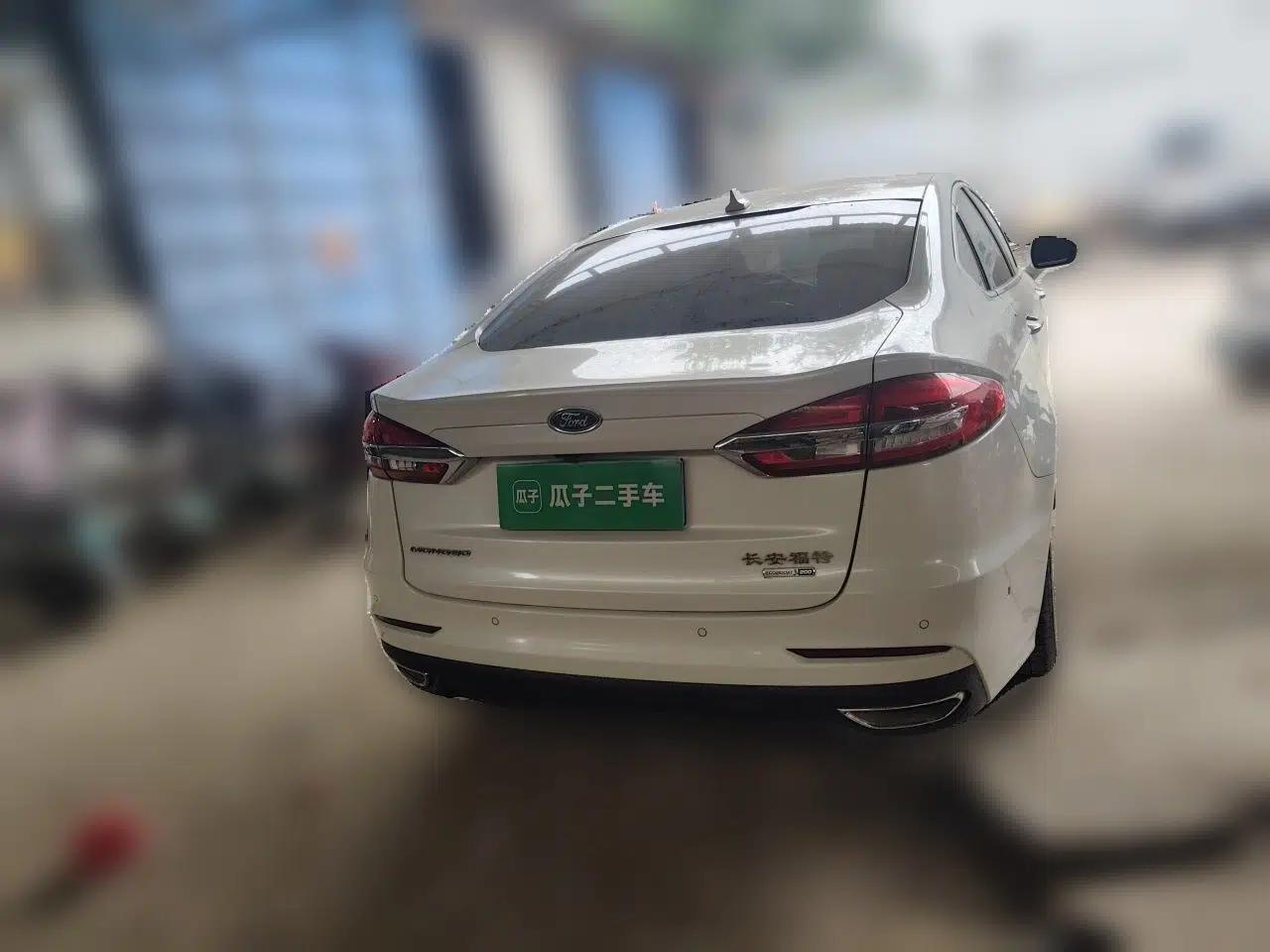 Ford Mondeo 2020 EcoBoost 200 Luxury Model — миниатюра 5