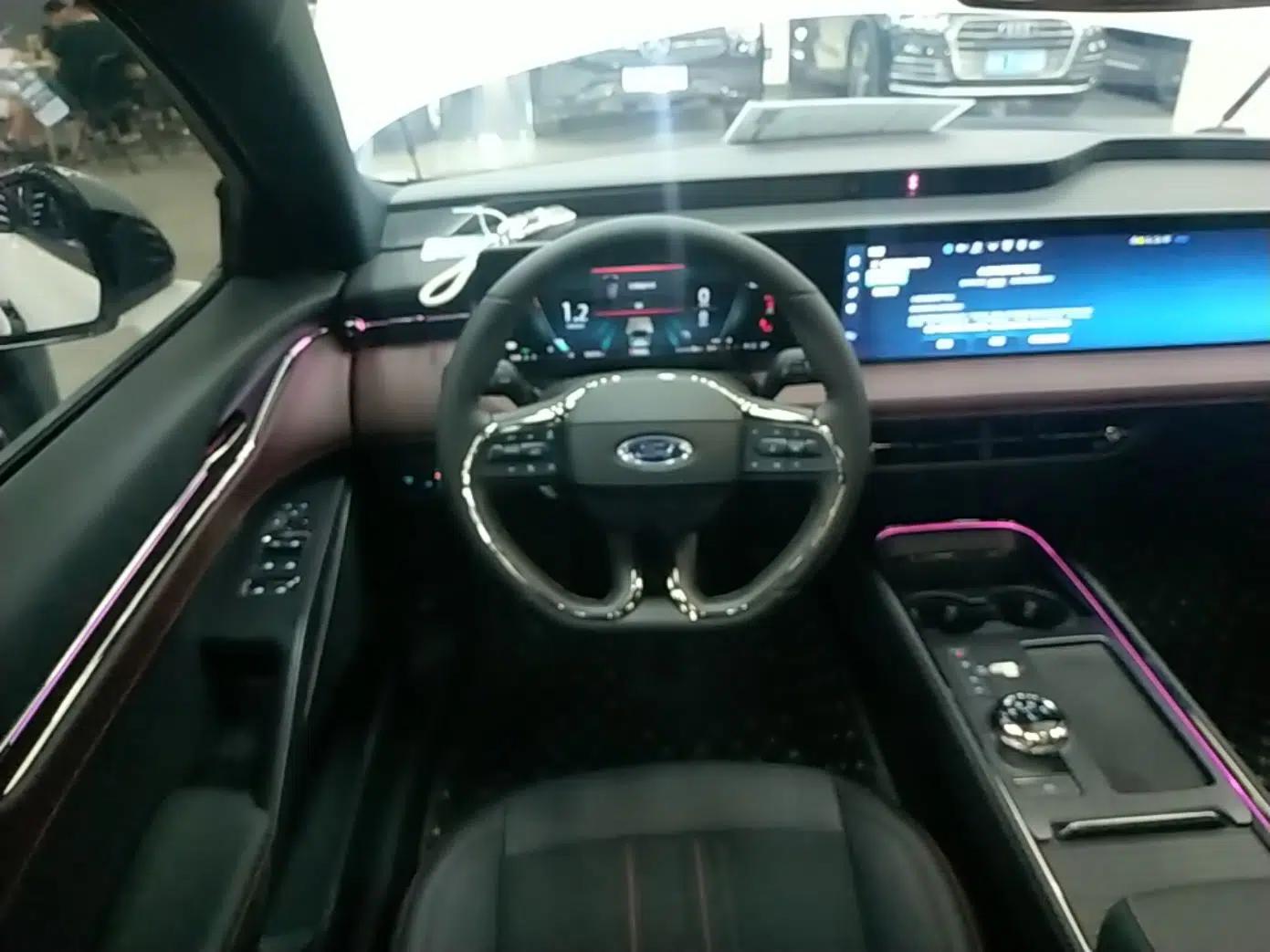 Ford Mondeo 2022 Facelifted EcoBoost 245 Ultimate Edition — миниатюра 14