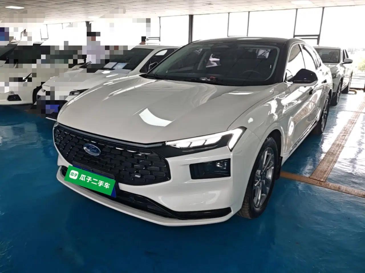 Ford Mondeo 2023 EcoBoost 245 Luxury Model — миниатюра 1