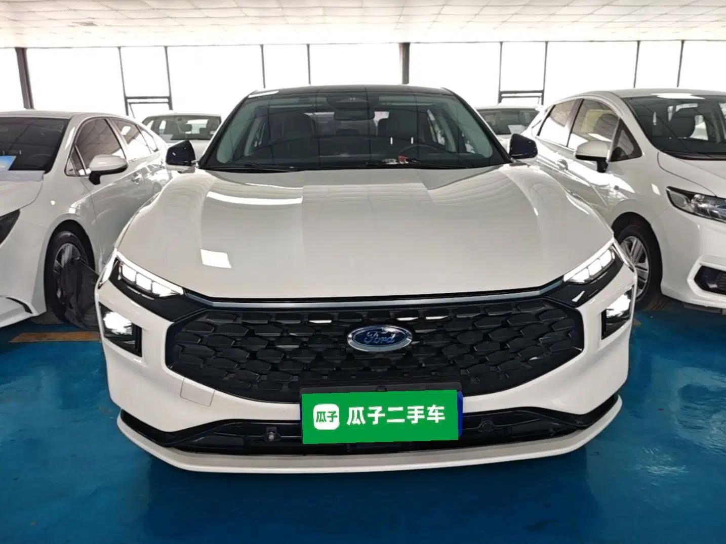 Ford Mondeo 2023 EcoBoost 245 Luxury Model — миниатюра 2