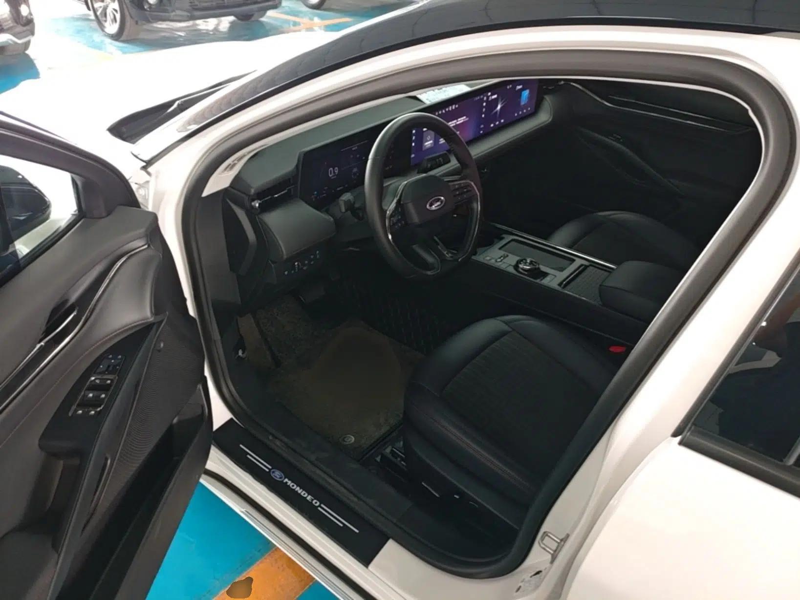 Ford Mondeo 2023 EcoBoost 245 Luxury Model — миниатюра 19