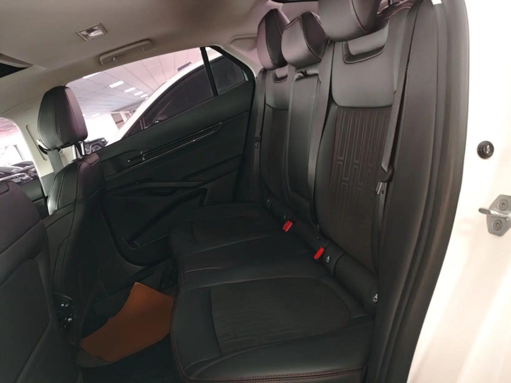 Ford Mondeo 2023 EcoBoost 245 Luxury Model — миниатюра 20