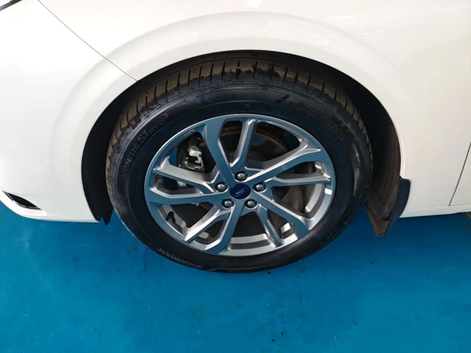 Ford Mondeo 2023 EcoBoost 245 Luxury Model — миниатюра 8