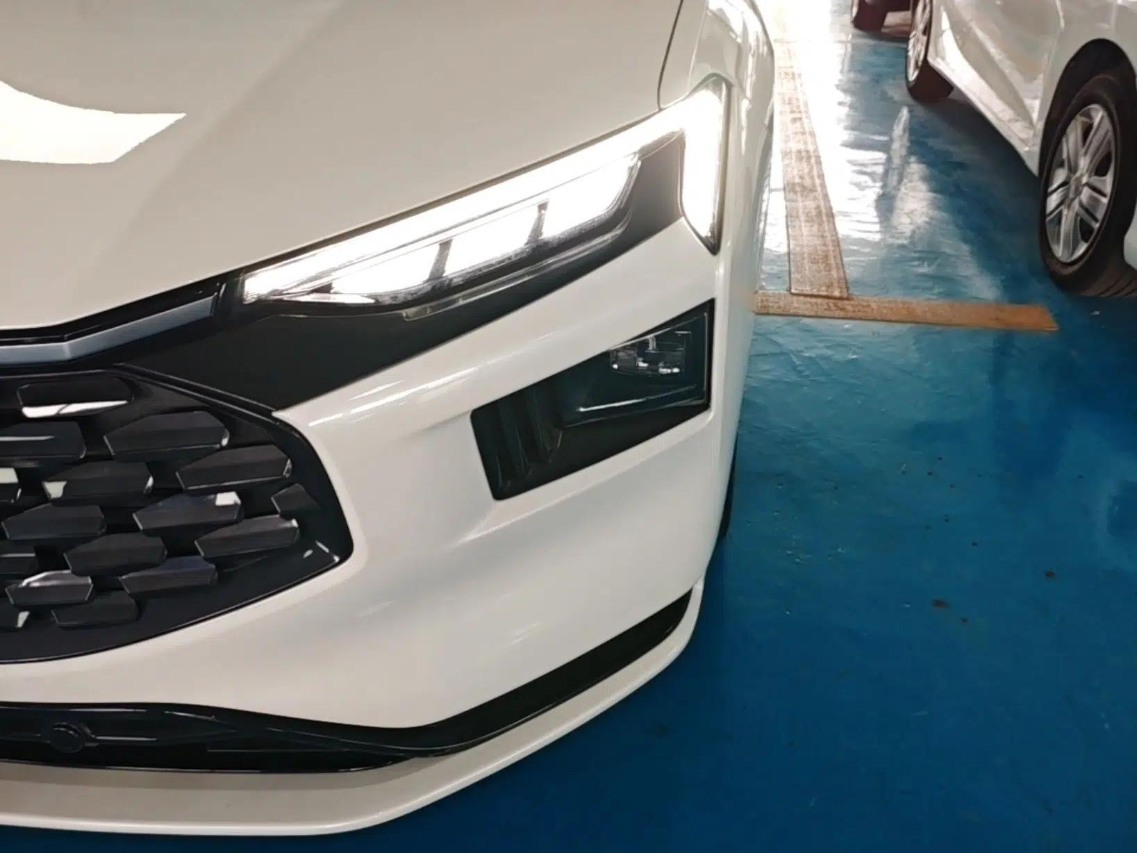 Ford Mondeo 2023 EcoBoost 245 Luxury Model — миниатюра 9