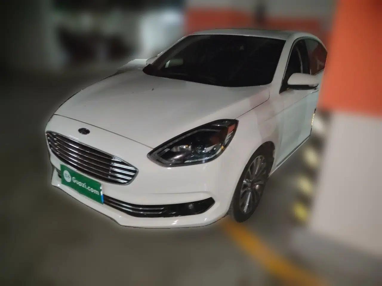 Ford Escort 2019 Revised Version 1.5L Automatic Zhenxiang Edition China VI Standard — миниатюра 1