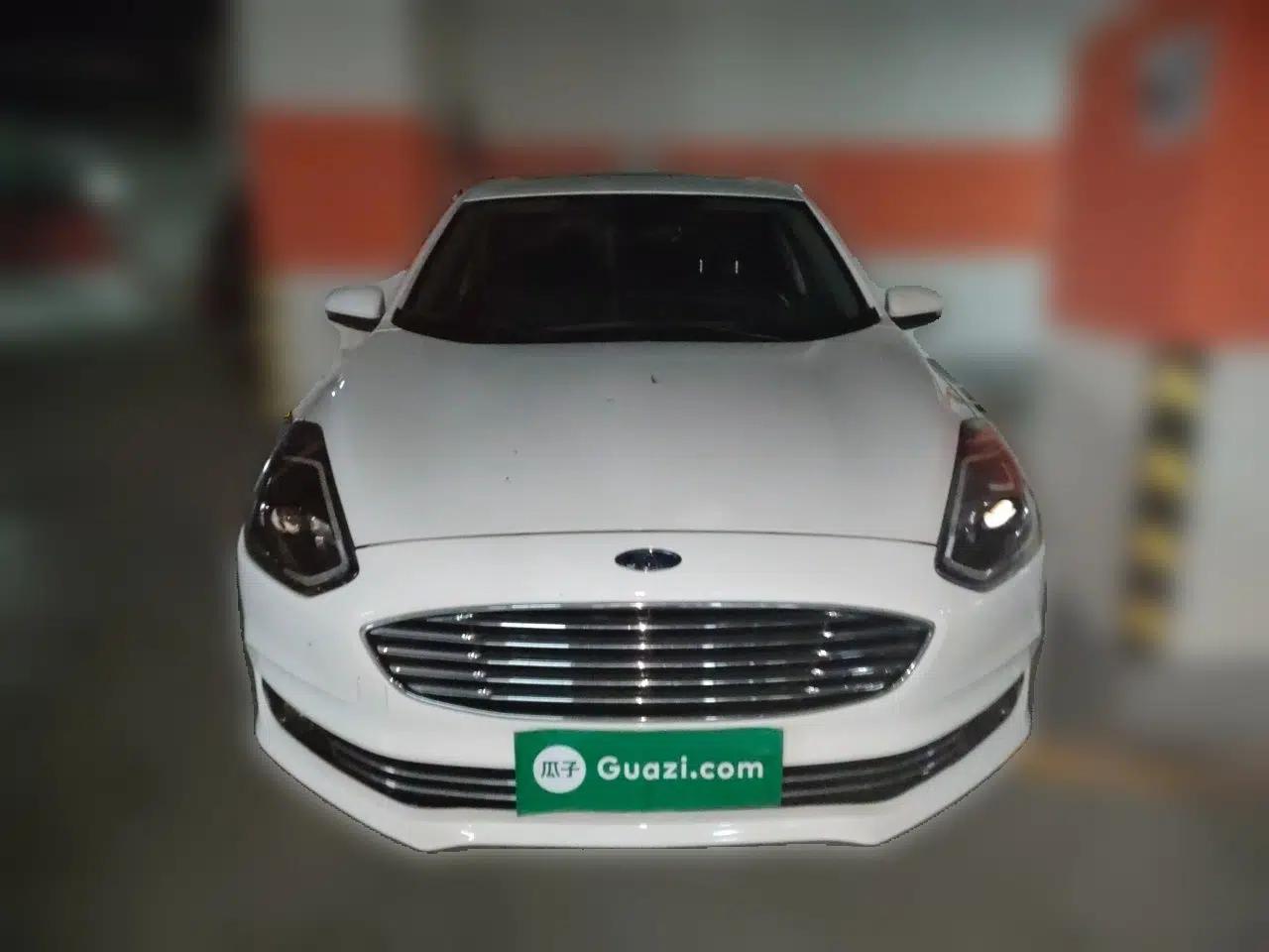 Ford Escort 2019 Revised Version 1.5L Automatic Zhenxiang Edition China VI Standard — миниатюра 2