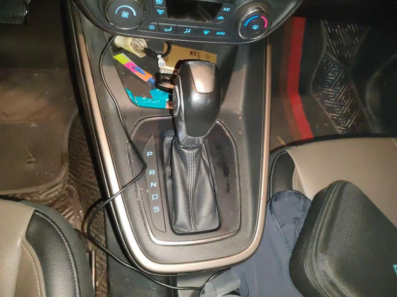 Ford Escort 2019 Revised Version 1.5L Automatic Zhenxiang Edition China VI Standard — миниатюра 15