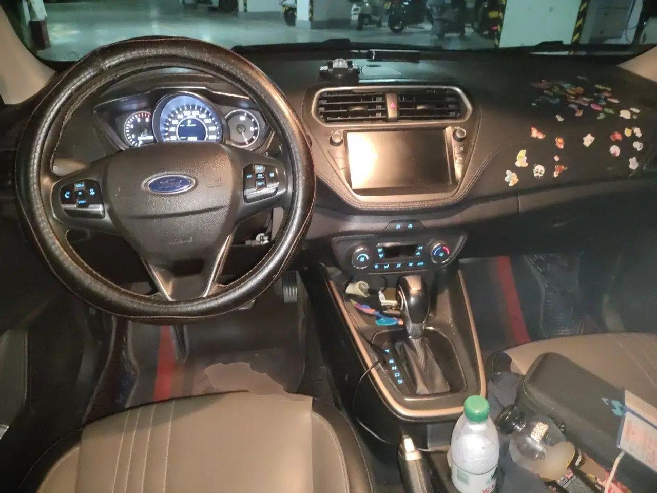 Ford Escort 2019 Revised Version 1.5L Automatic Zhenxiang Edition China VI Standard — миниатюра 10