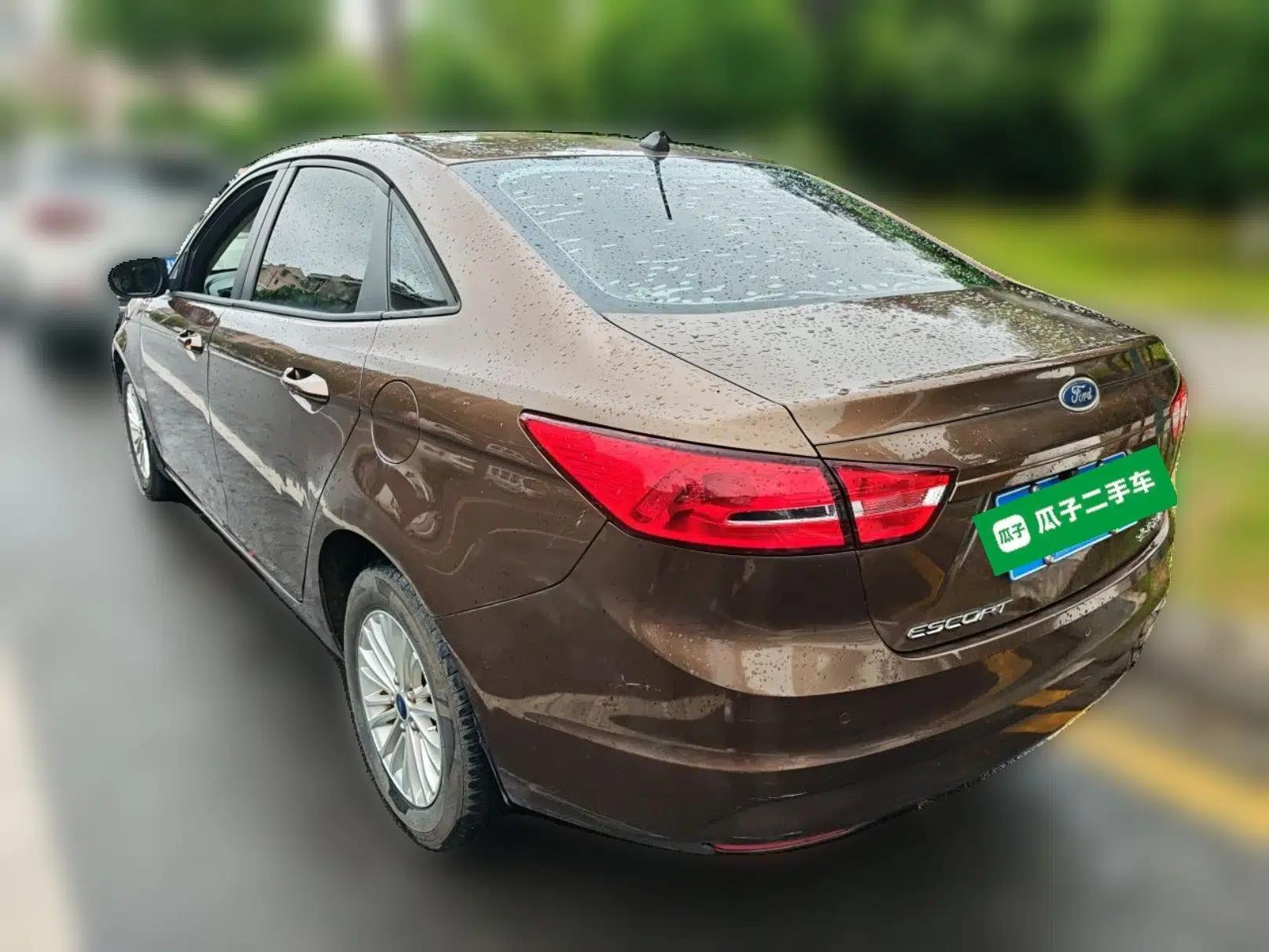 Ford Escort 2017 Revised Version 1.5L Manual Comfort Edition — миниатюра 4