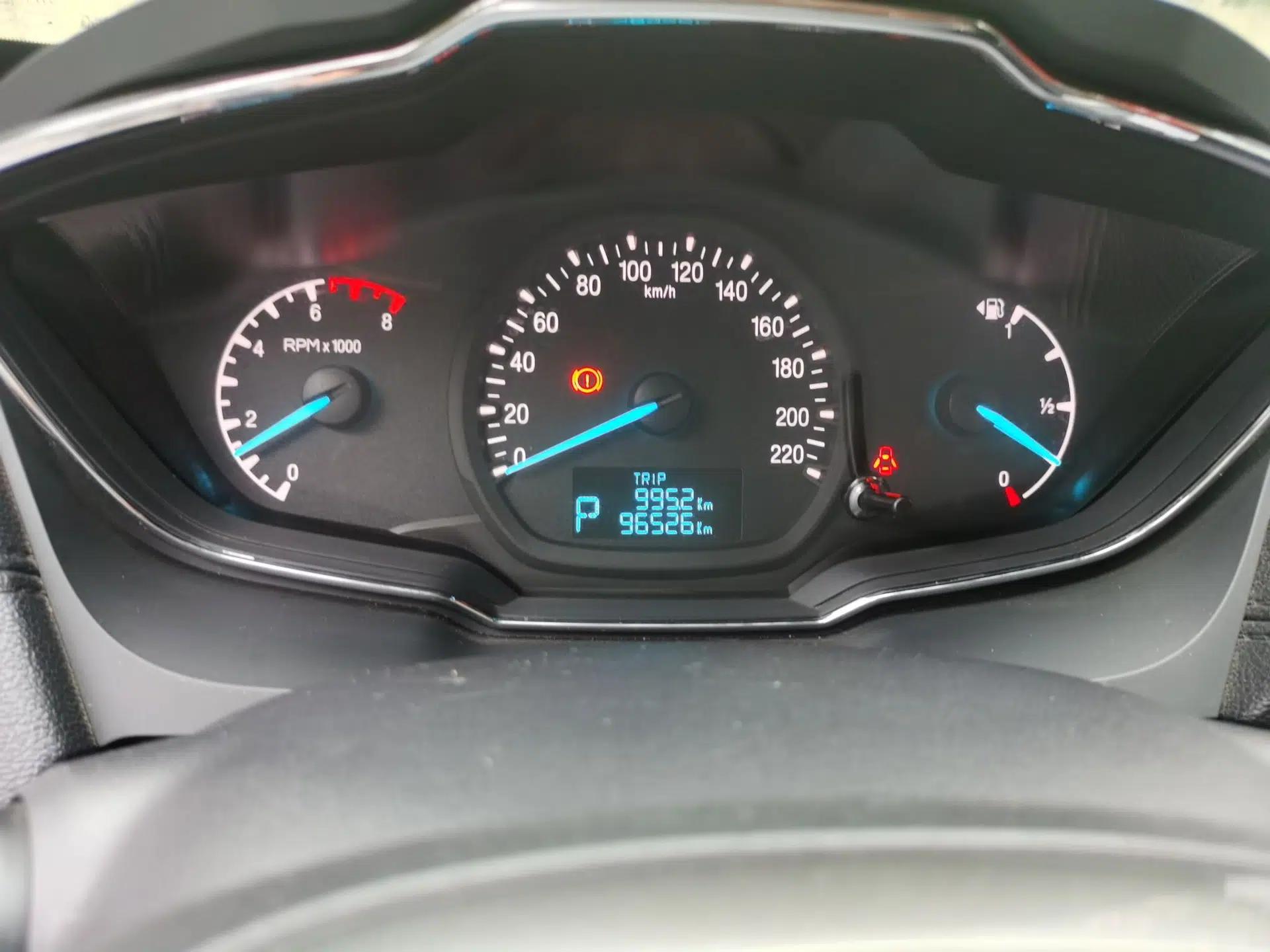 Ford Escort 2015 1.5L Automatic Fashion Model — миниатюра 12