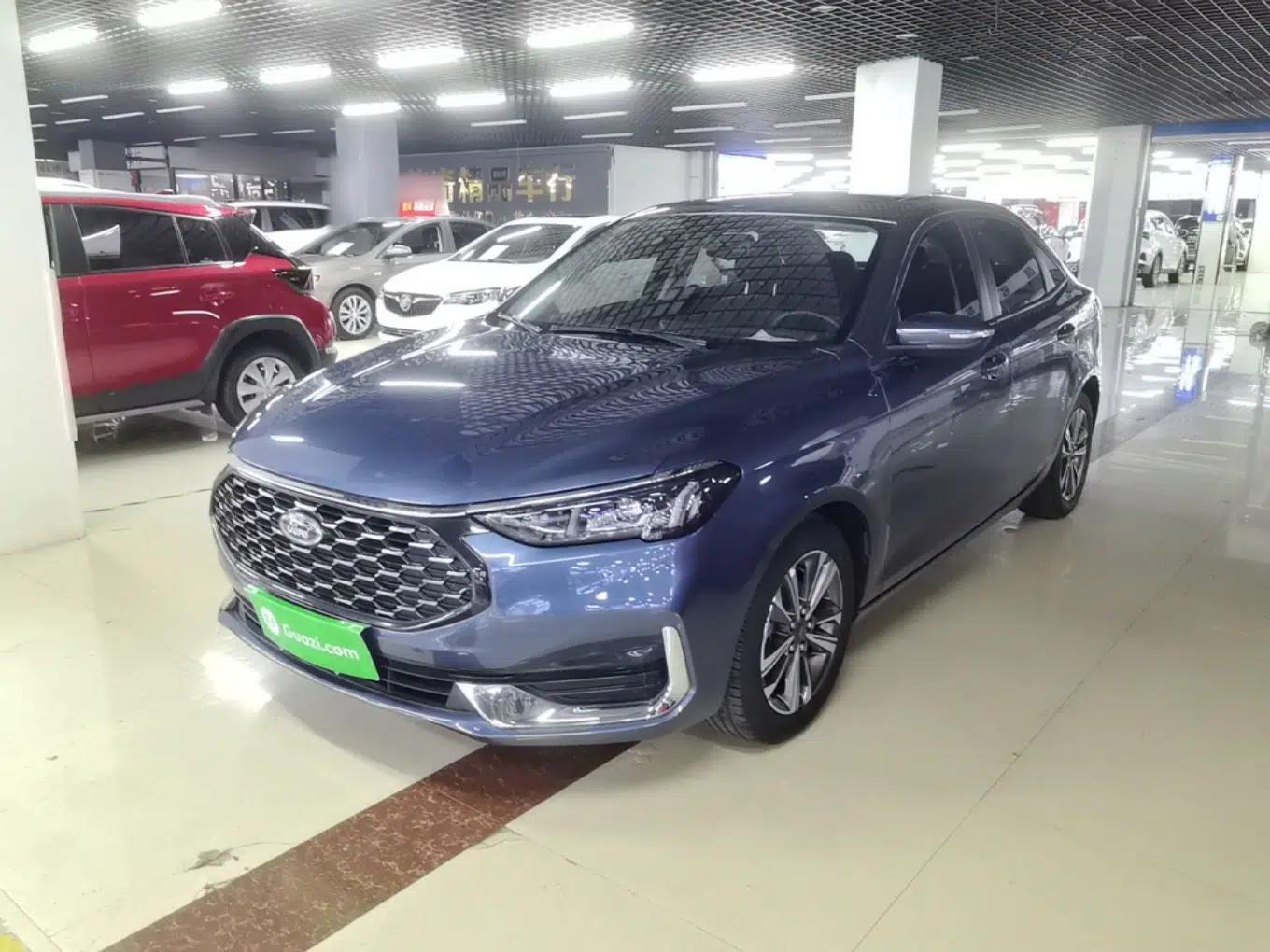 Ford Escort 2021 1.5L Automatic Diamond Edition — миниатюра 1