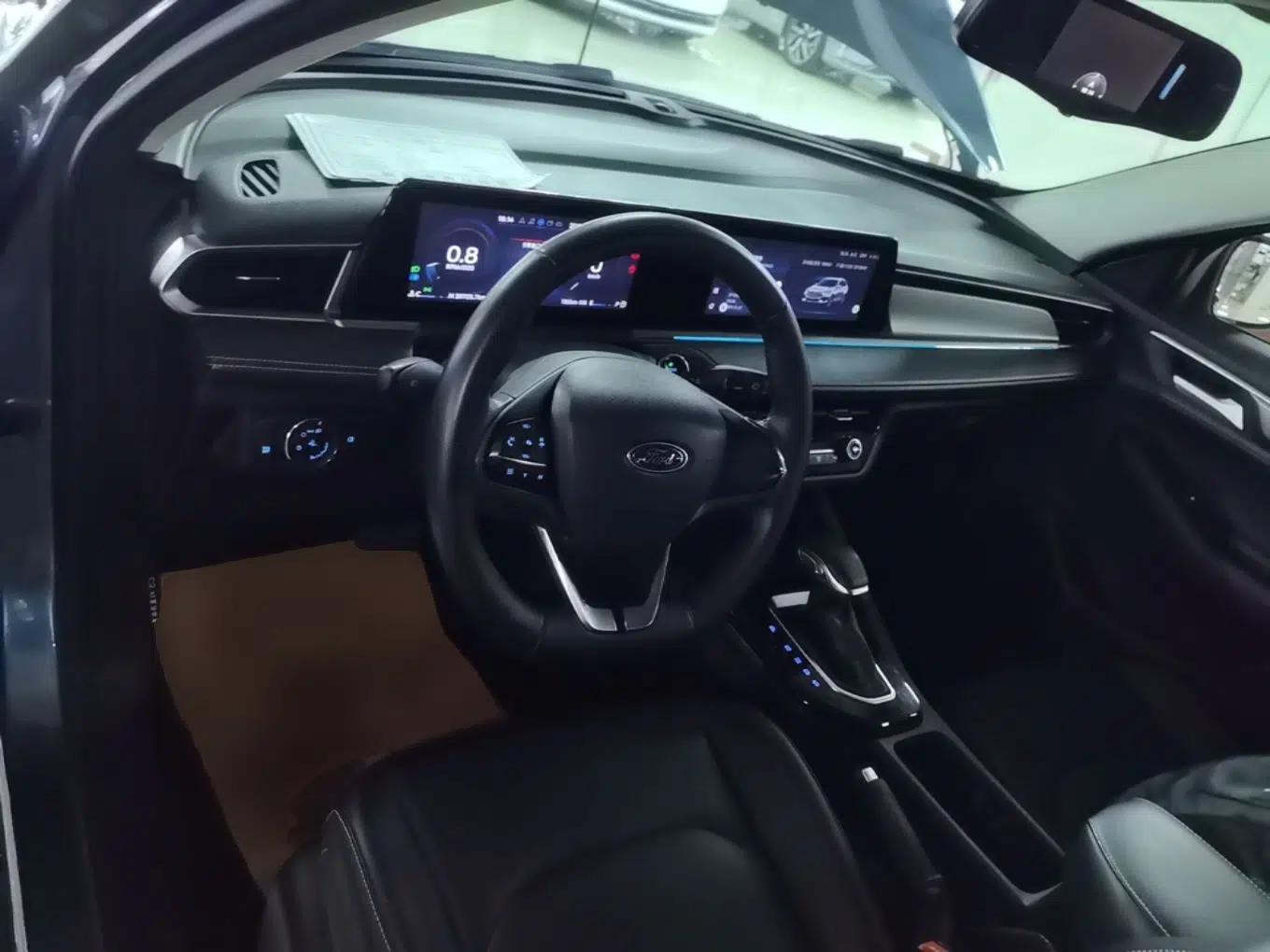 Ford Escort 2021 1.5L Automatic Diamond Edition — миниатюра 13