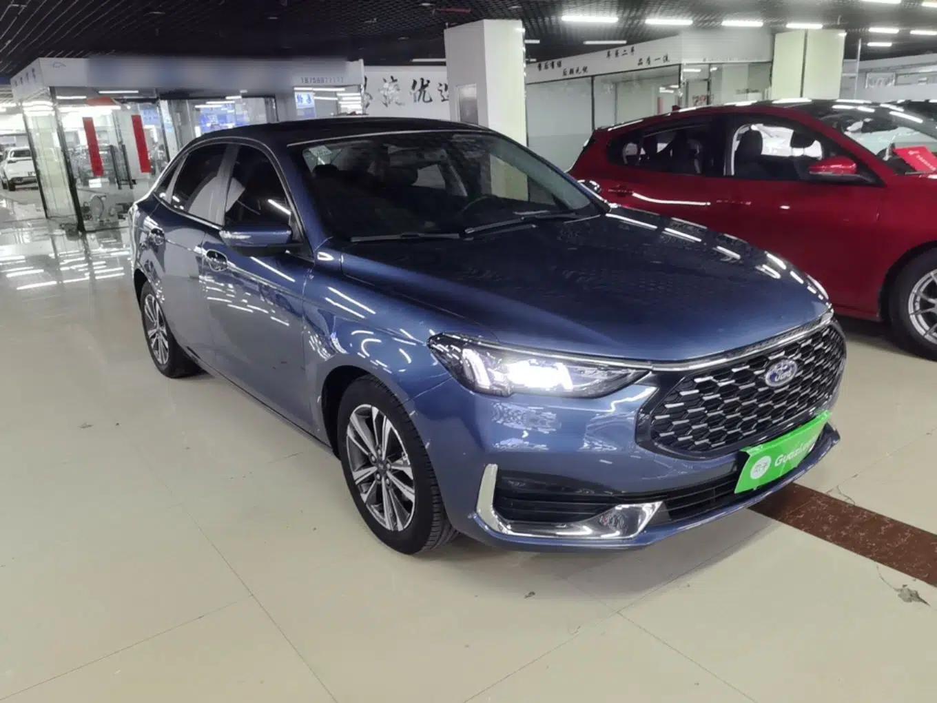 Ford Escort 2021 1.5L Automatic Diamond Edition — миниатюра 3