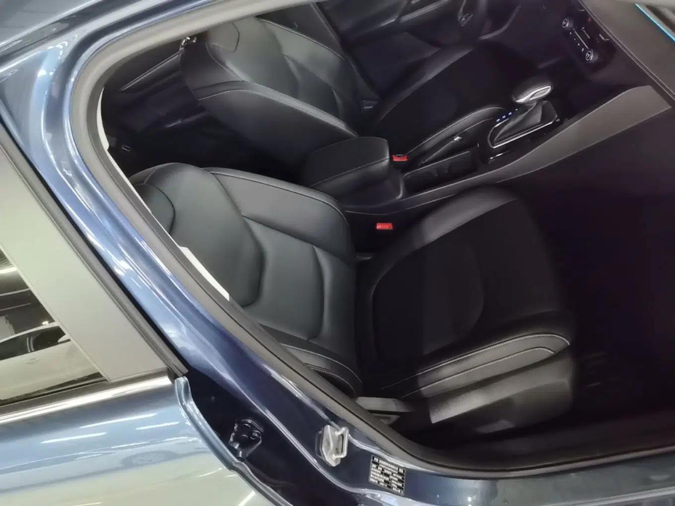 Ford Escort 2021 1.5L Automatic Diamond Edition — миниатюра 23