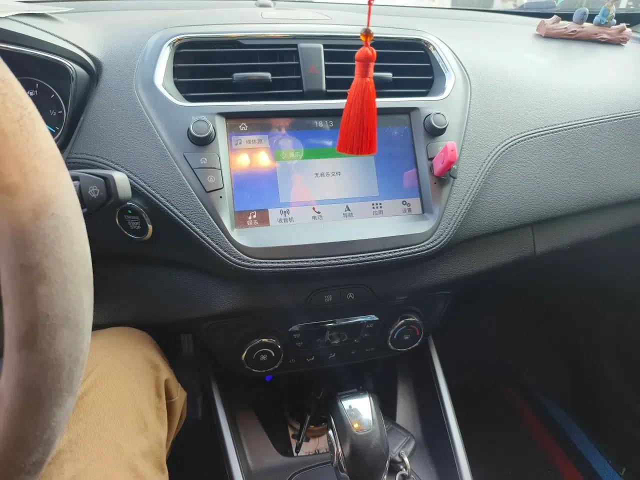 Ford Escort 2019 Revised Version 1.5L Automatic Enjoyment Type China VI Standard — миниатюра 10
