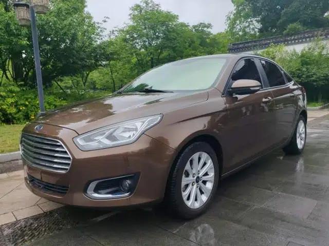 Ford Escort 2015 1.5L Automatic Fashion Model