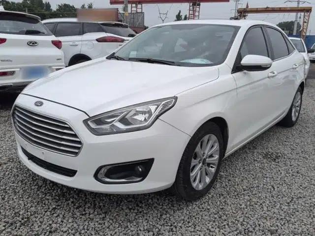 Ford Escort 2015 1.5L Automatic Fashion Model