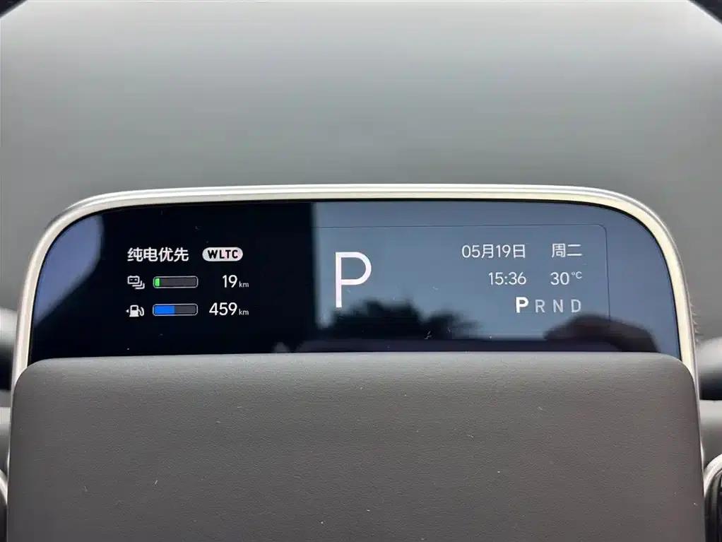 Li Auto L6 2025 Pro Smart Renewal Edition — миниатюра 16
