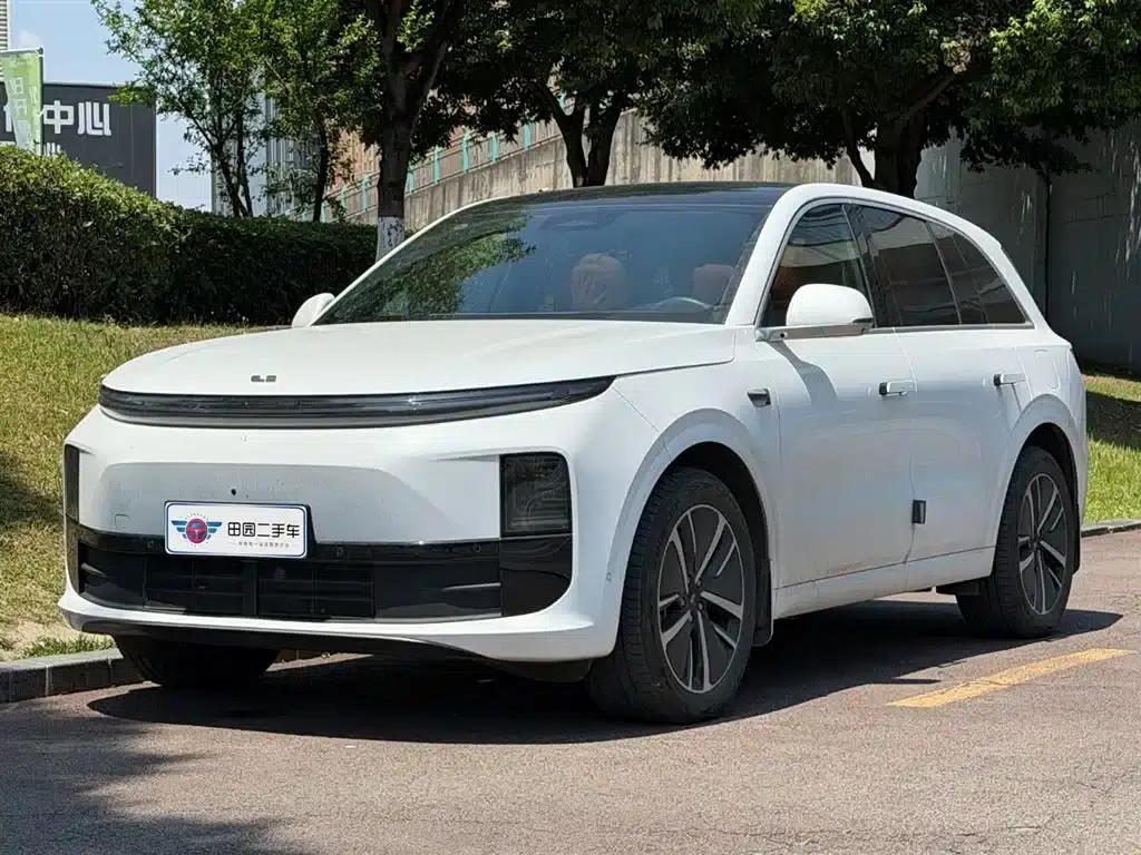 Li Auto L6 2024 Pro — миниатюра 1