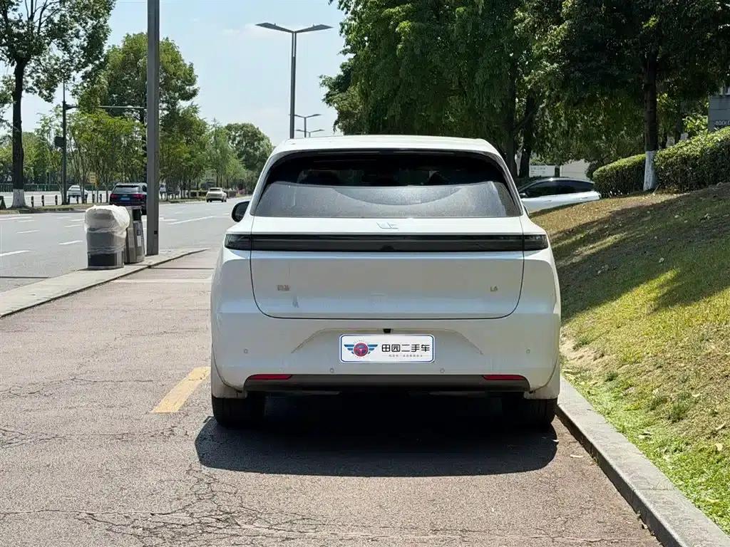 Li Auto L6 2024 Pro — миниатюра 5