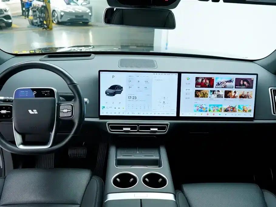 Li Auto L6 2024 Pro — миниатюра 3