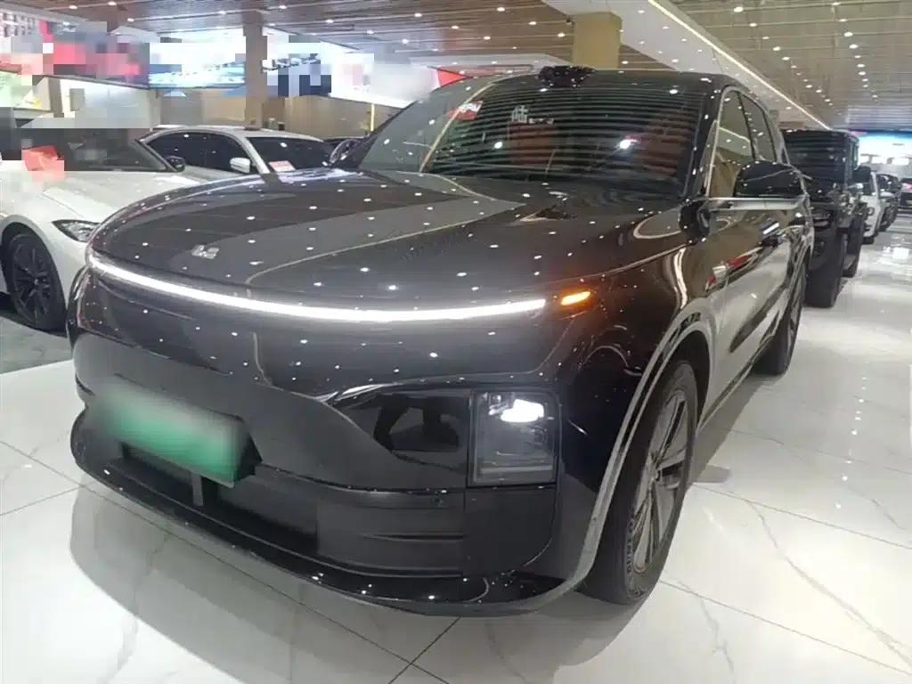 Li Auto L6 2024 Max — миниатюра 1