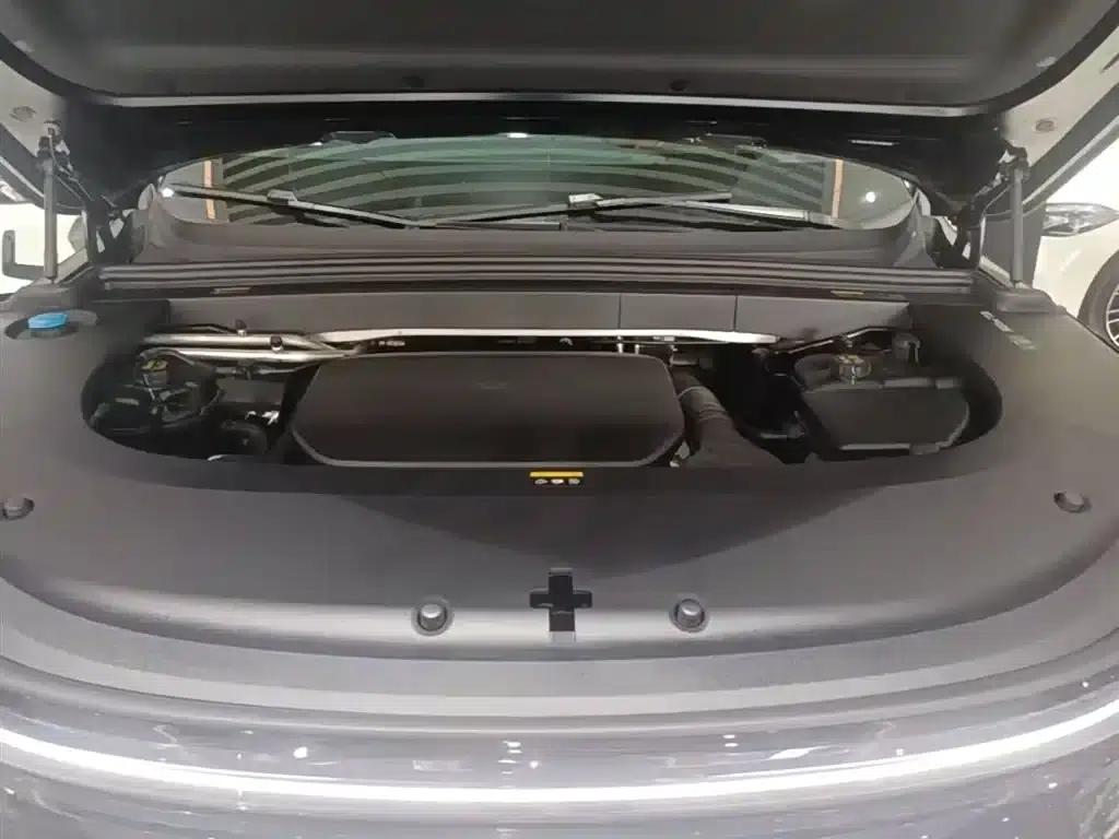 Li Auto L6 2024 Max — миниатюра 20
