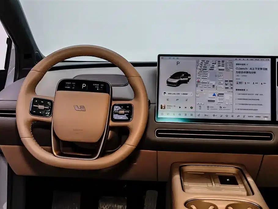 Li Auto i6 2025 Two-Wheel Drive Standard Edition — миниатюра 25