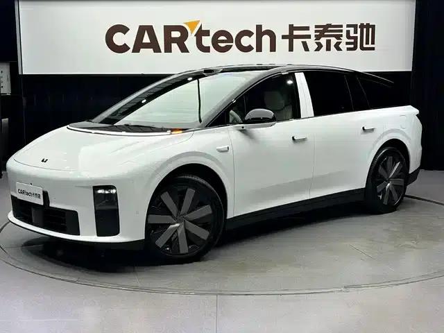 Li Auto i6 2025 AWD Standard Edition