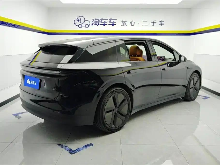 Li Auto i6 2025 Two-Wheel Drive Standard Edition — миниатюра 3