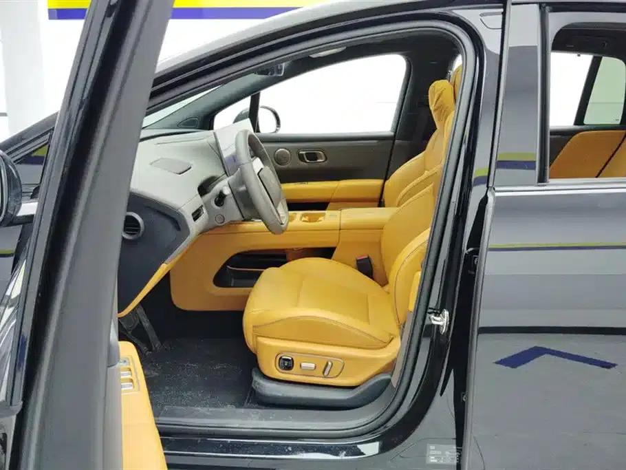 Li Auto i6 2025 Two-Wheel Drive Standard Edition — миниатюра 9