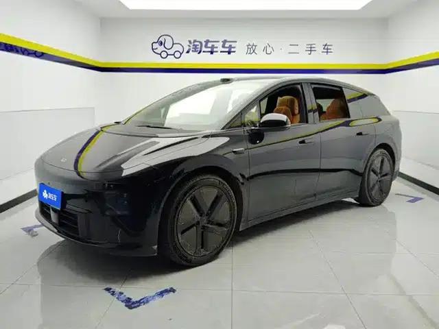 Li Auto i6 2025 Two-Wheel Drive Standard Edition