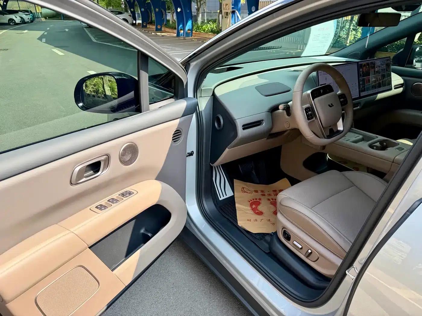 Li Auto i6 2025 Two-Wheel Drive Standard Edition — миниатюра 8