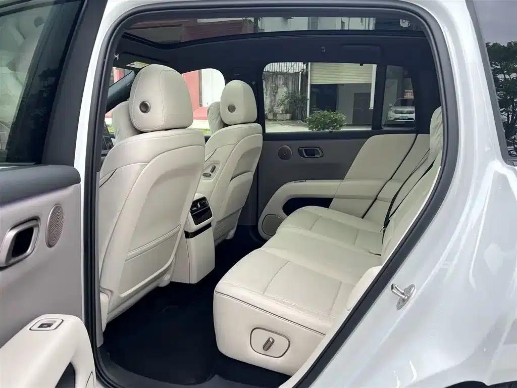 Li Auto i6 2025 Two-Wheel Drive Standard Edition — миниатюра 9
