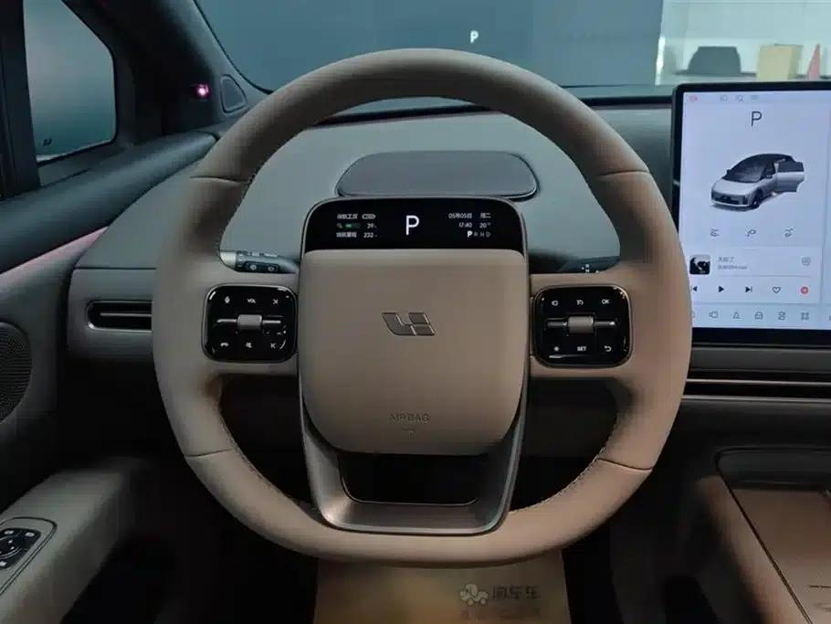 Li Auto i6 2025 Two-Wheel Drive Standard Edition — миниатюра 15