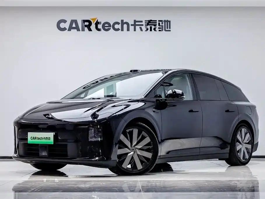 Li Auto i6 2025 Two-Wheel Drive Standard Edition — миниатюра 1