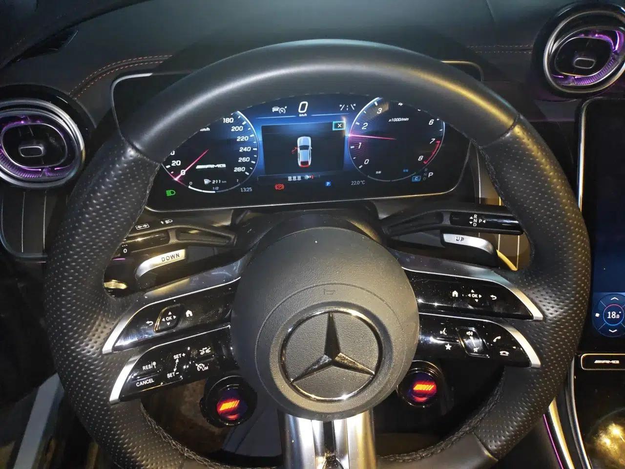 Mercedes-Benz GLC Coupe AMG 2024 AMG GLC 43 4MATIC Coupe SUV — миниатюра 12