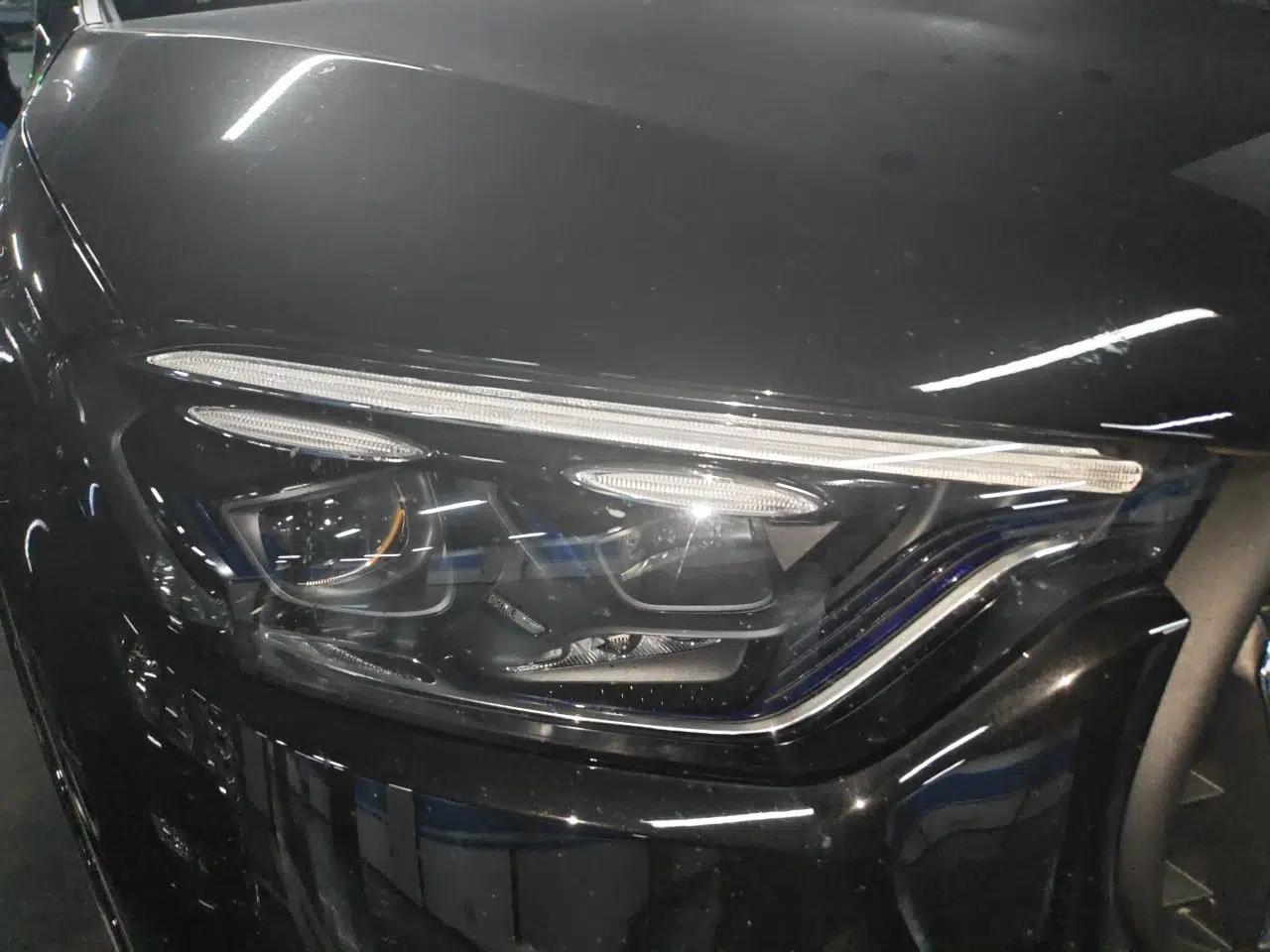 Mercedes-Benz GLC Coupe AMG 2024 AMG GLC 43 4MATIC Coupe SUV — миниатюра 7