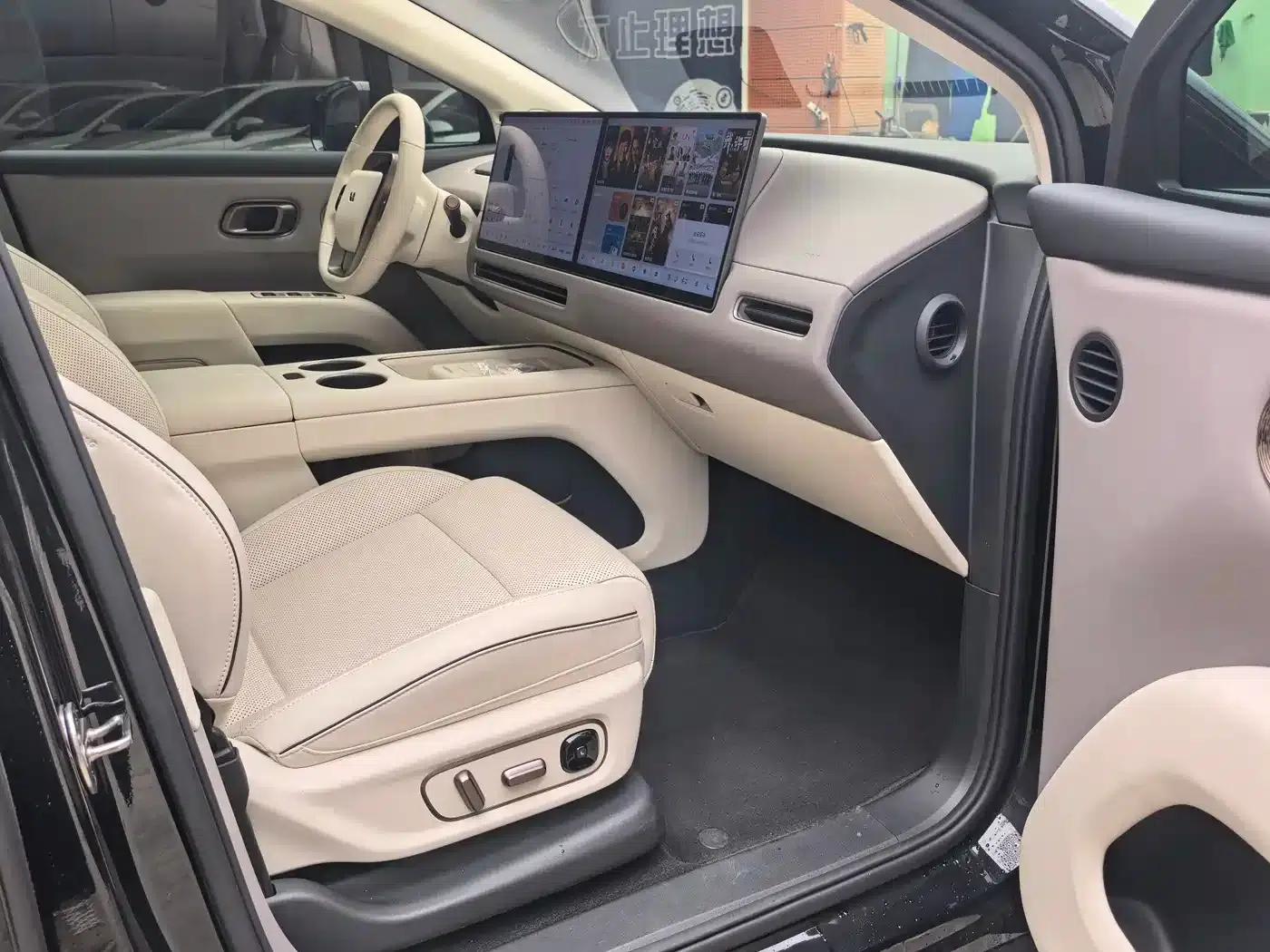 Li Auto i8 2025 Standard Edition — миниатюра 5